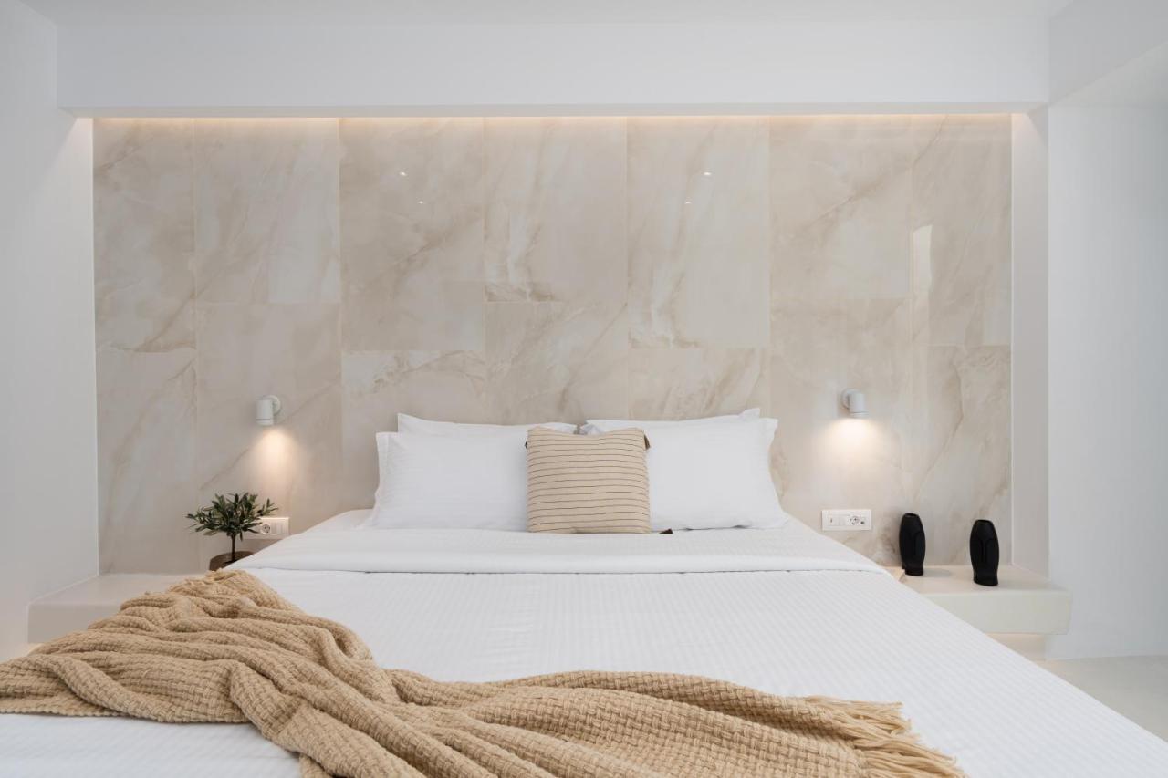 Cycladic Suites & Spa Fira  Exterior photo