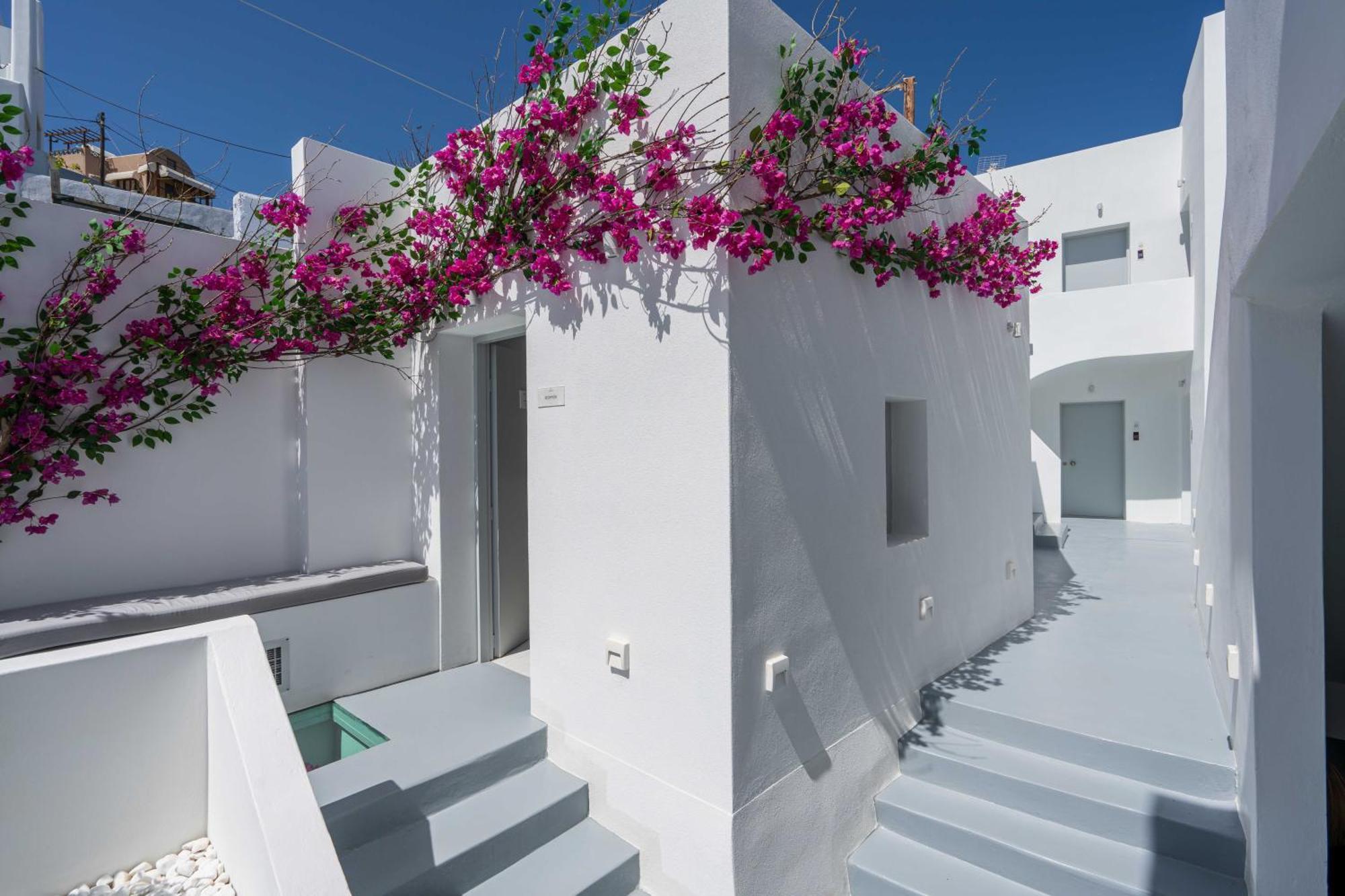 Cycladic Suites & Spa Fira  Exterior photo
