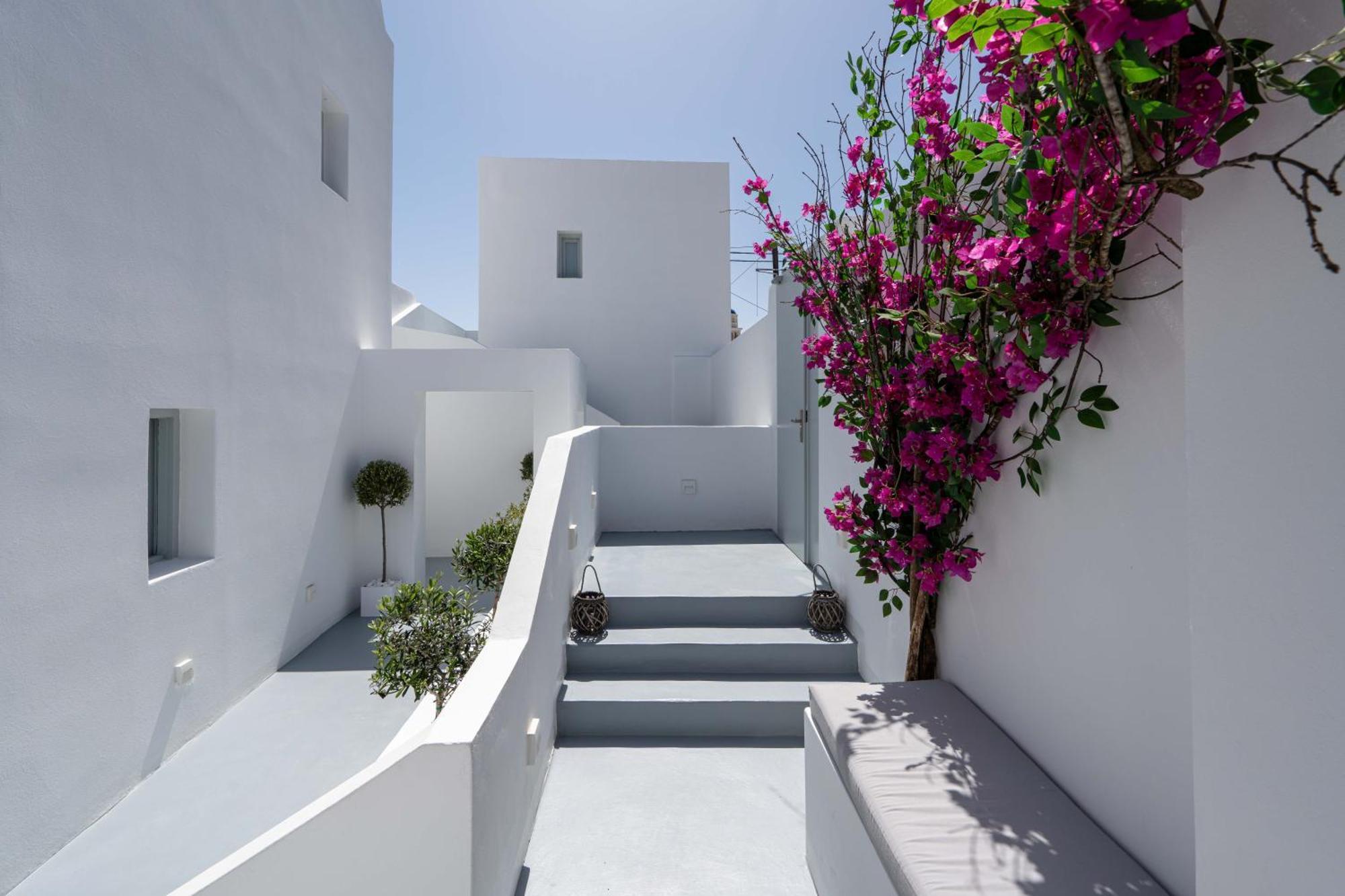 Cycladic Suites & Spa Fira  Exterior photo
