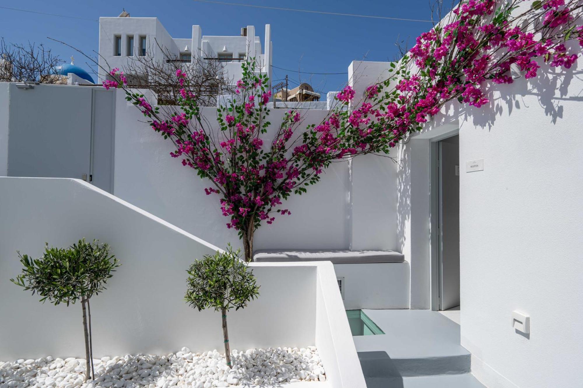 Cycladic Suites & Spa Fira  Exterior photo