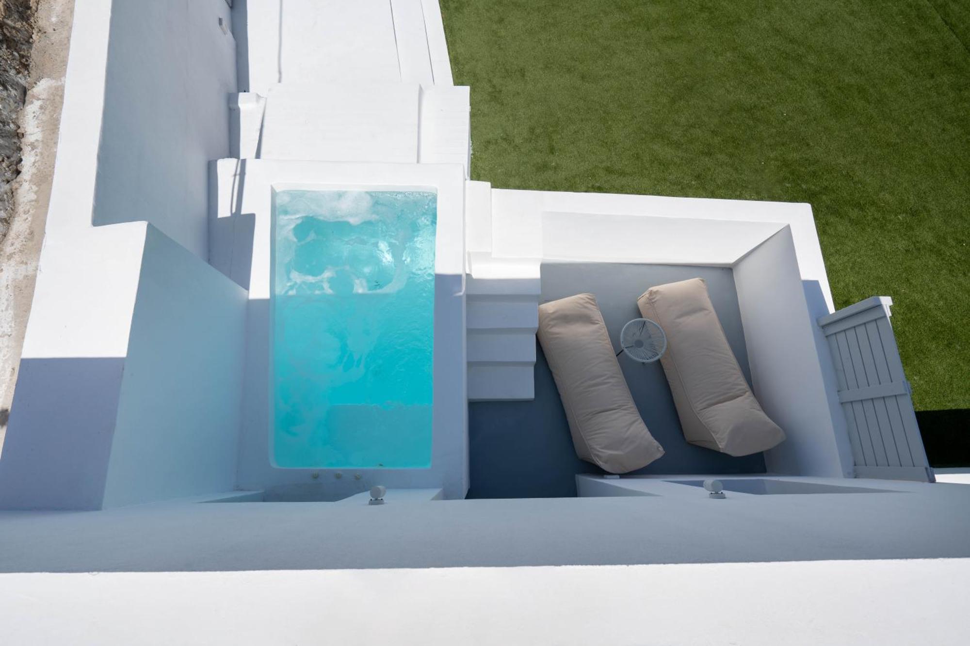 Cycladic Suites & Spa Fira  Room photo